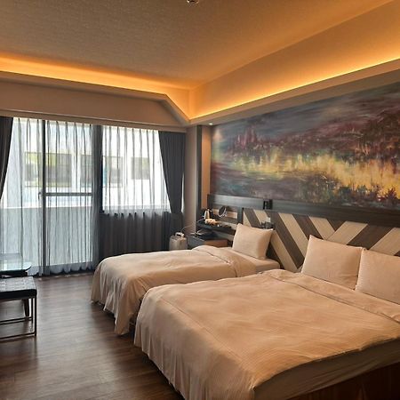 Weifeng Boutique Business Hotel - Zhanqian Branch Pingtung Luaran gambar