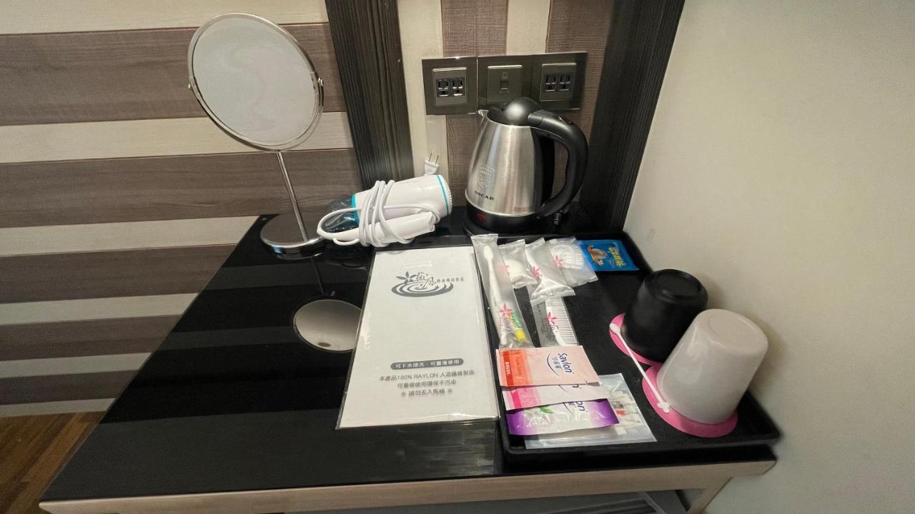 Weifeng Boutique Business Hotel - Zhanqian Branch Pingtung Luaran gambar
