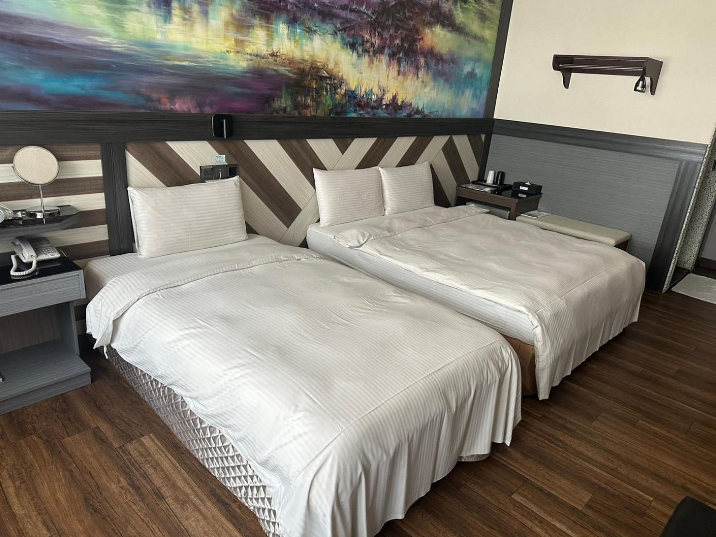 Weifeng Boutique Business Hotel - Zhanqian Branch Pingtung Luaran gambar